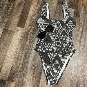 🖤 Aerie Swim Suit 🖤